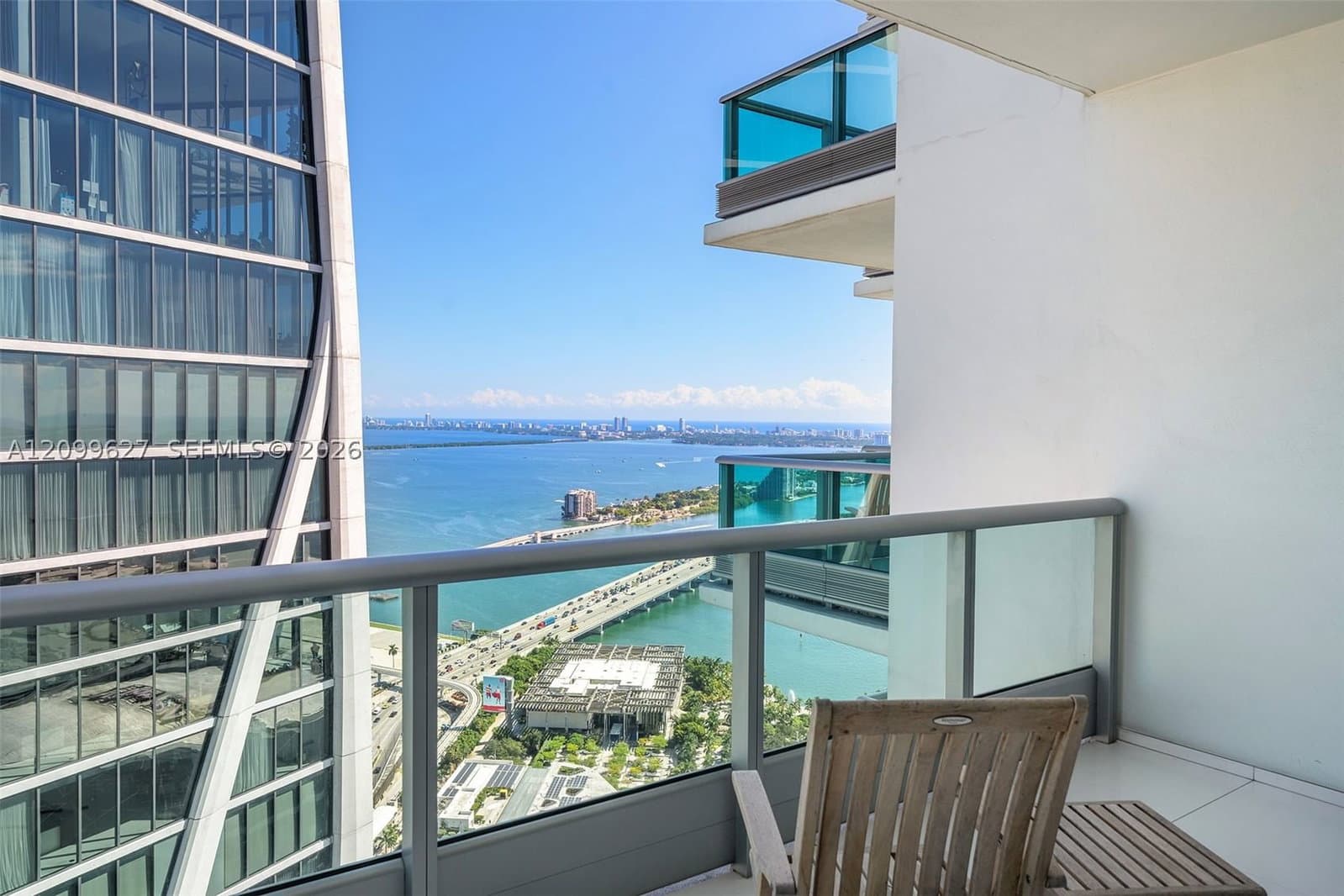 1+1 Condo — 900 Biscayne Blvd #5310, Miami, FL 33132