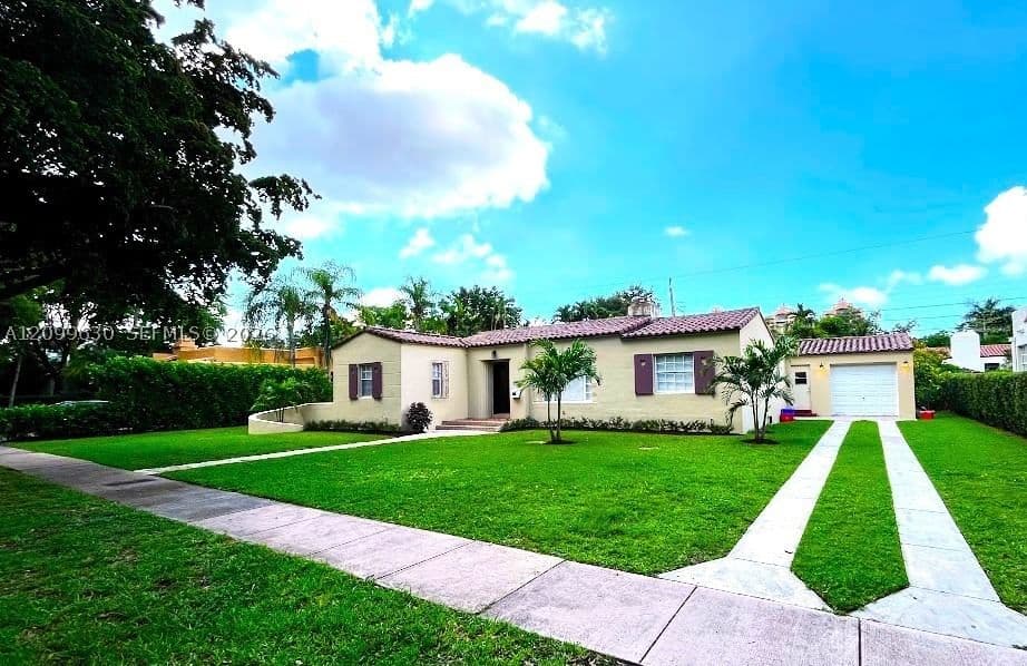 3+1 Müstakil ev — 628 Alcazar Ave, Coral Gables, FL 33134