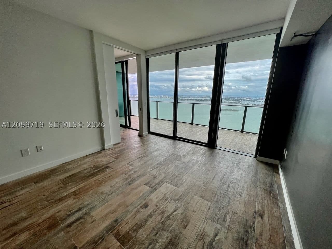 1+1 Condo — 650 32nd St #4802, Miami, FL 33137