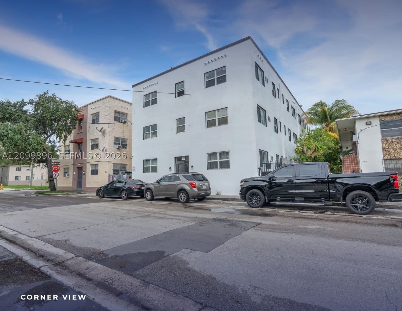 Mülk — 871 3rd St, Miami, FL 33130