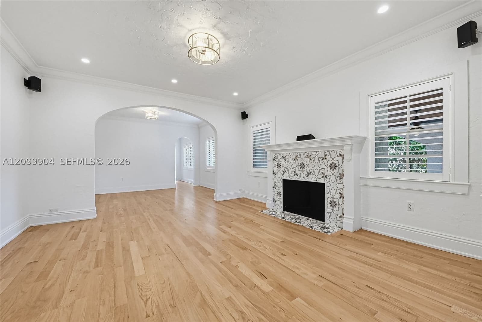 4-bedroom Single-Family Home — 910 Santiago St, Coral Gables, FL 33134