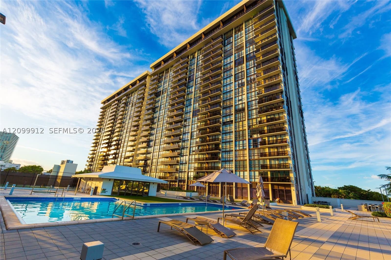 2+1 Condo — 600 36th St #1614, Miami, FL 33137