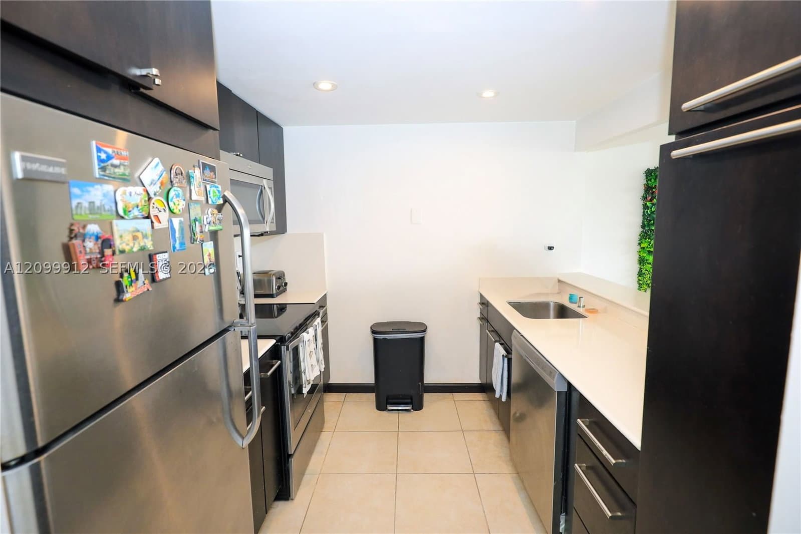 2+1 Condo — 600 36th St #1614, Miami, FL 33137