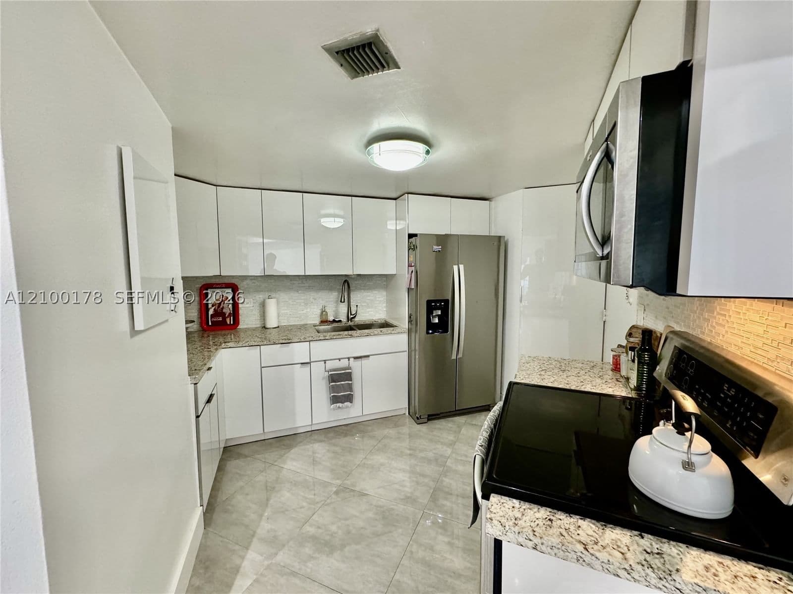 2+1 Condo — 801 Brickell Bay Dr #570, Miami, FL 33131