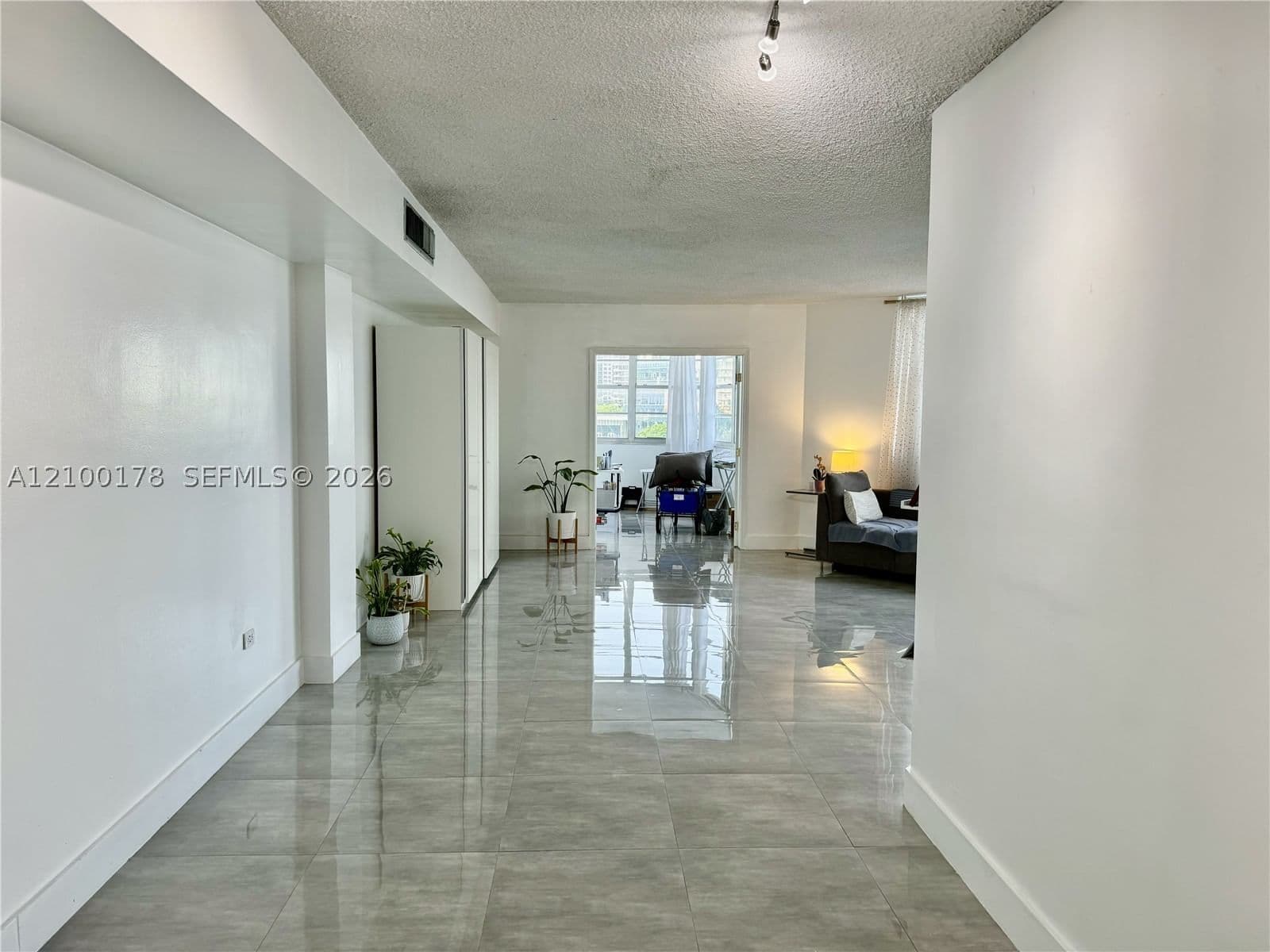 2+1 Condo — 801 Brickell Bay Dr #570, Miami, FL 33131