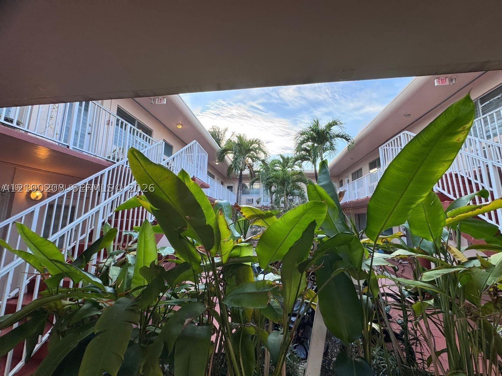 Daire — 7840 Harding Ave #2, Miami Beach, FL 33141