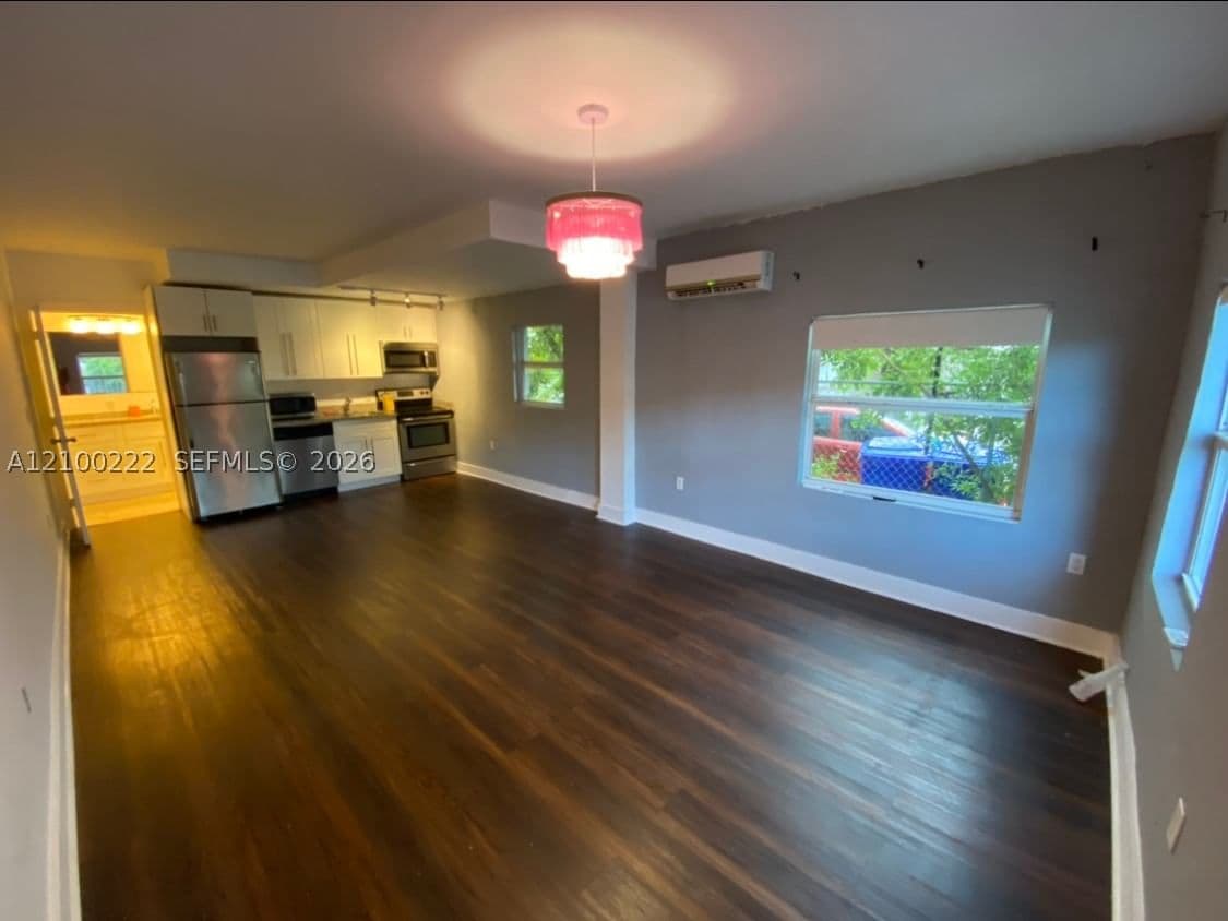 Daire — 274 32nd St #1, Miami, FL 33127