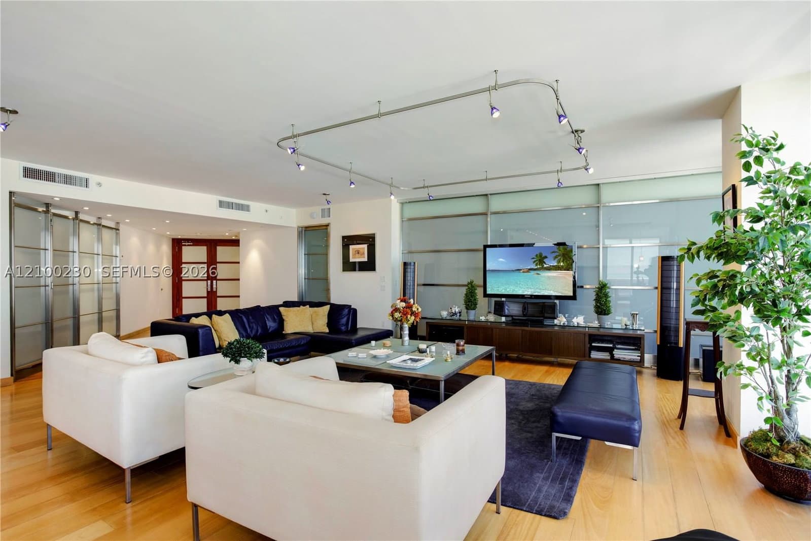 2+1 Condo — 4779 Collins Ave #401, Miami Beach, FL 33140