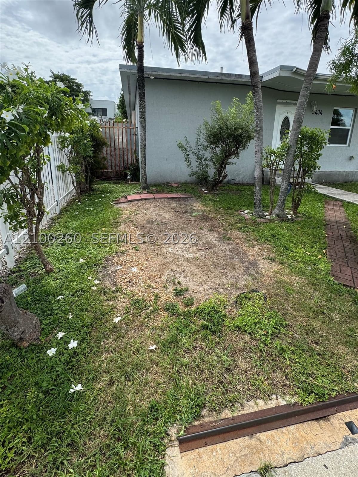 2+1 Müstakil ev — 3414 25, Miami, FL 33133