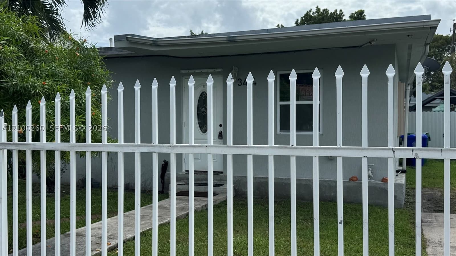 2+1 Müstakil ev — 3414 25, Miami, FL 33133