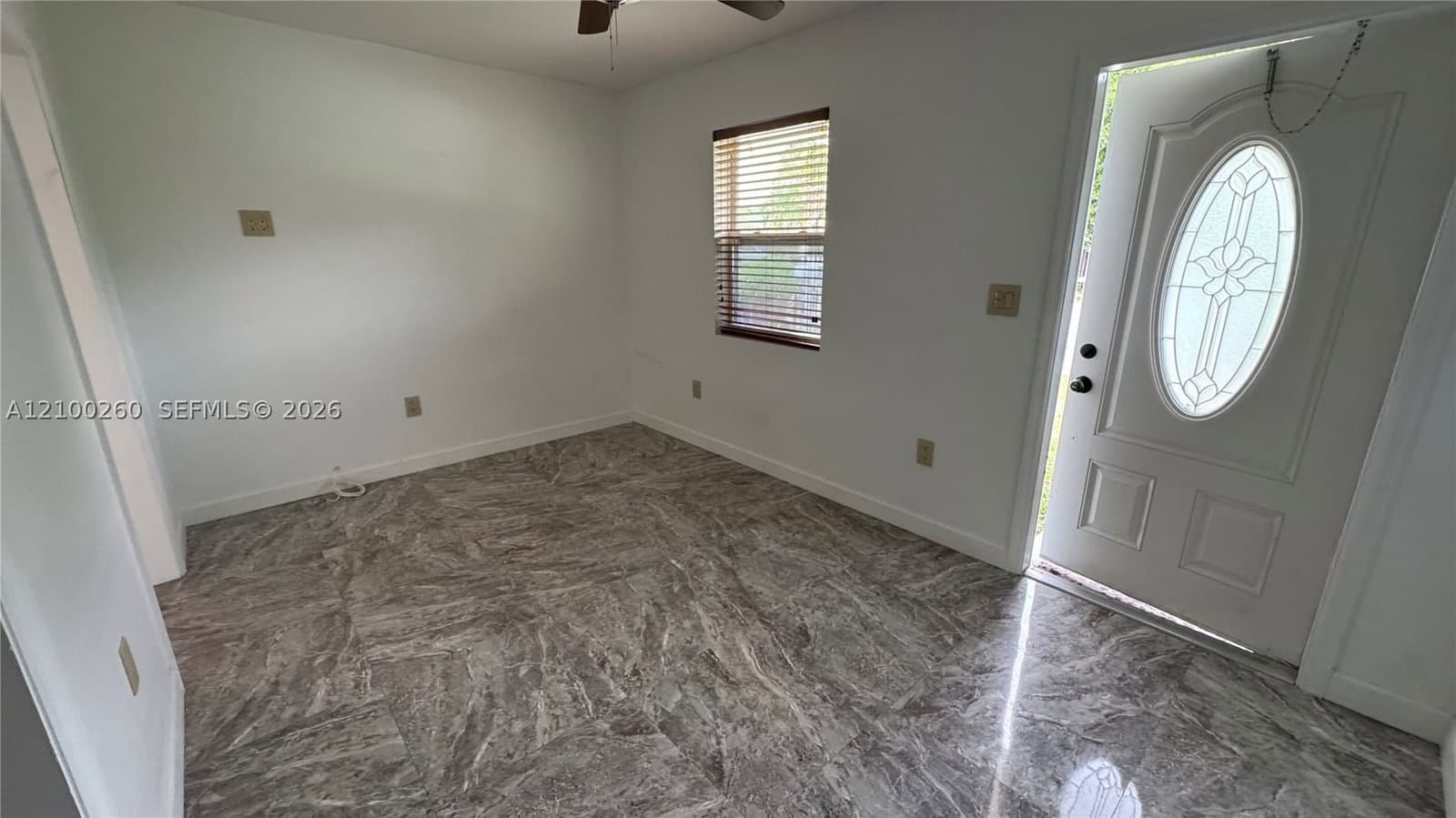 2+1 Müstakil ev — 3414 25, Miami, FL 33133