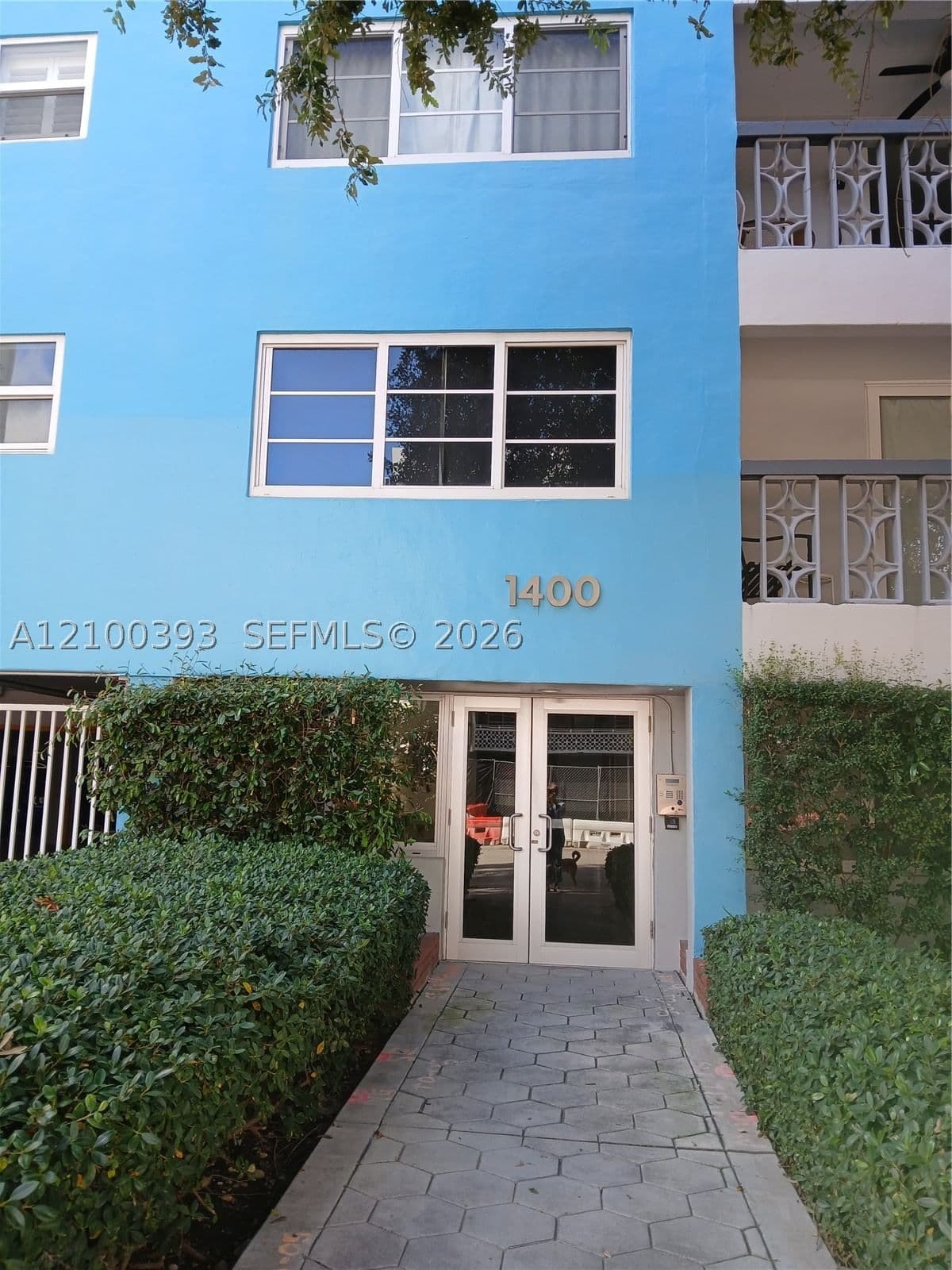 1+1 Condo — 1400 Lincoln Rd #301, Miami Beach, FL 33139