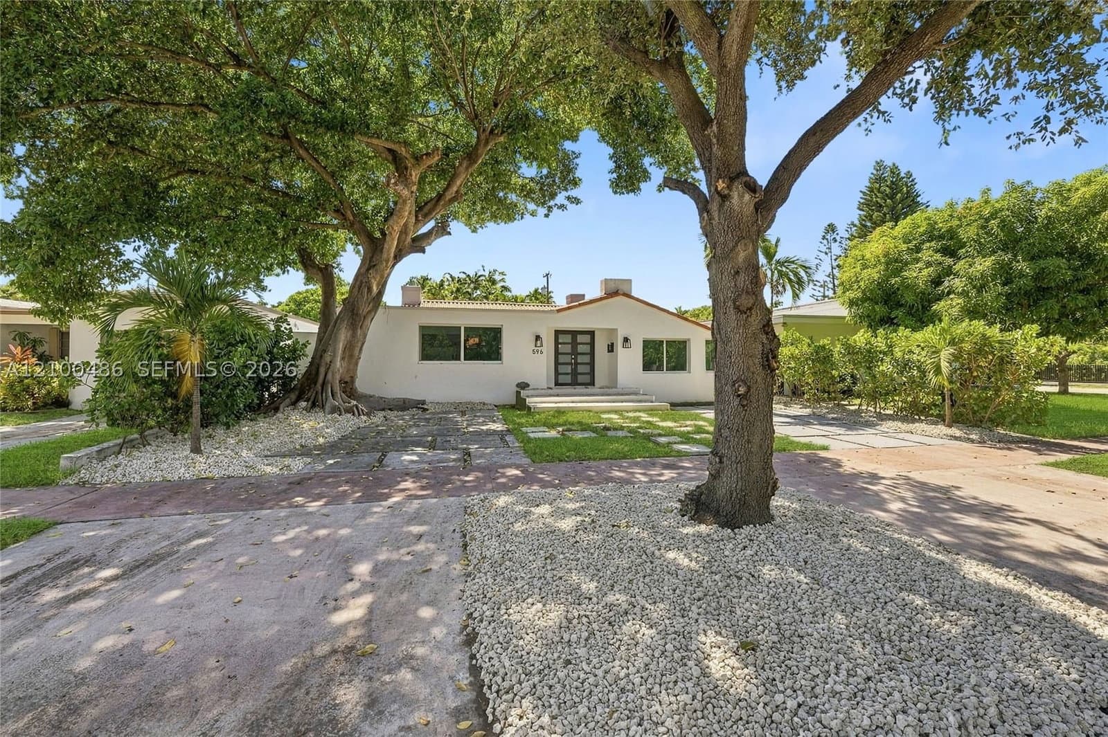 5+1 Müstakil ev — 596 50th St, Miami Beach, FL 33140