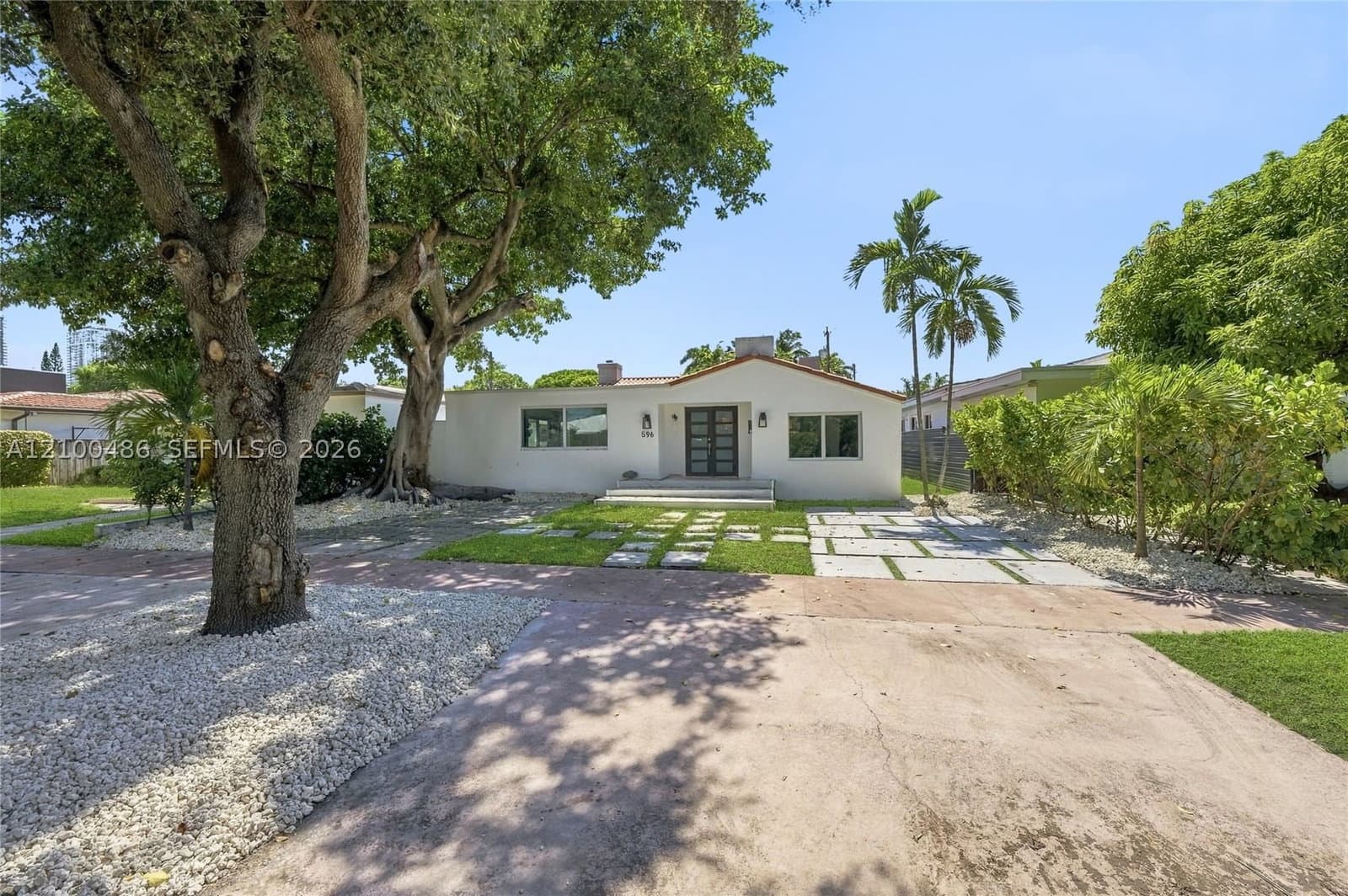 5+1 Müstakil ev — 596 50th St, Miami Beach, FL 33140