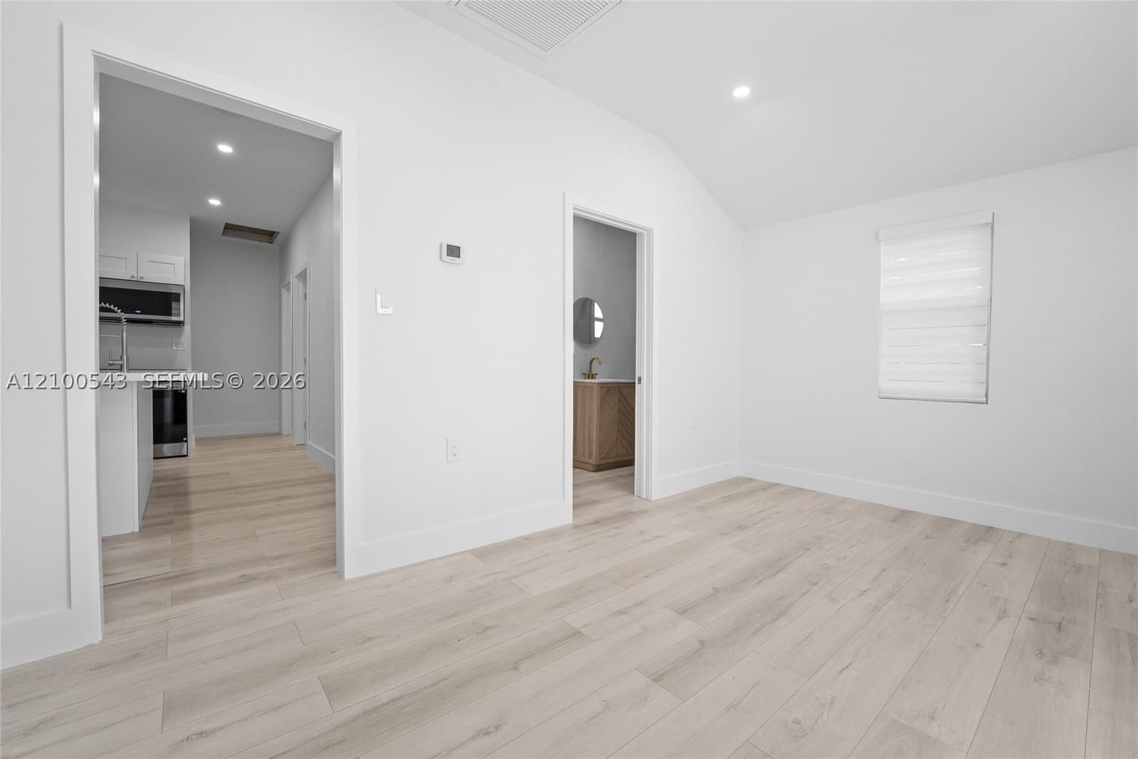2+1 Mülk — 129 9th Ave #1, Miami, FL 33130