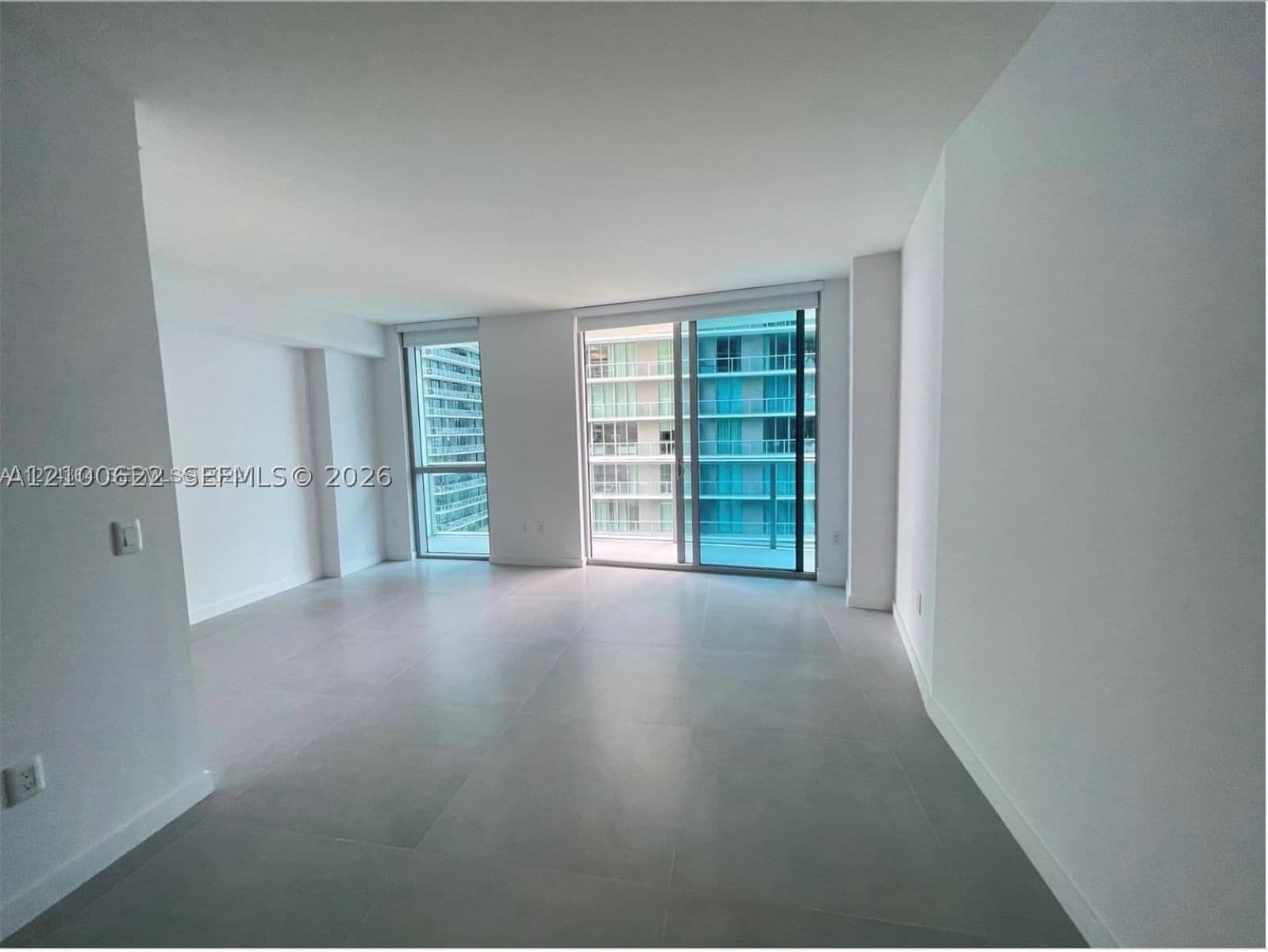 Condo — 1100 Miami Ave #1406, Miami, FL 33130