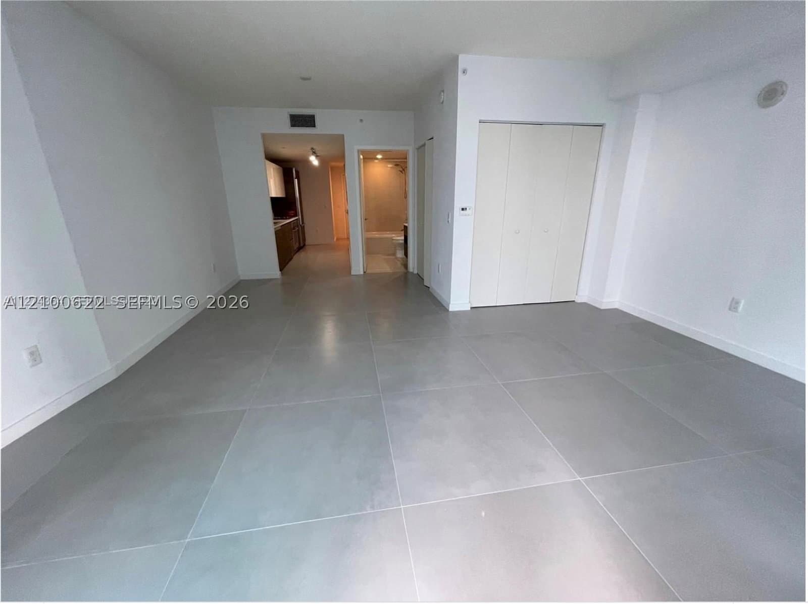 Condo — 1100 Miami Ave #1406, Miami, FL 33130