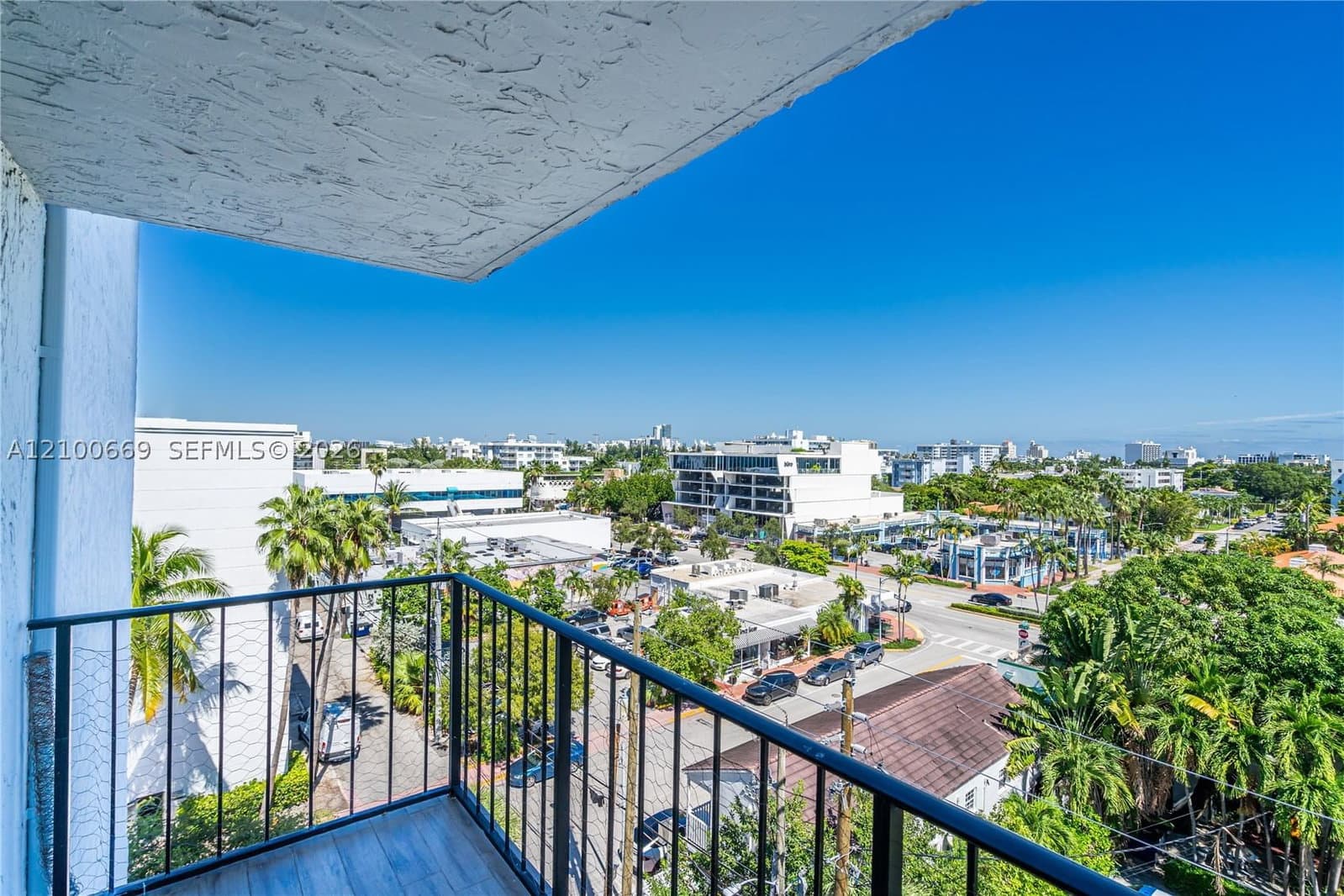 2+1 Condo — 899 West Ave #7A, Miami Beach, FL 33139