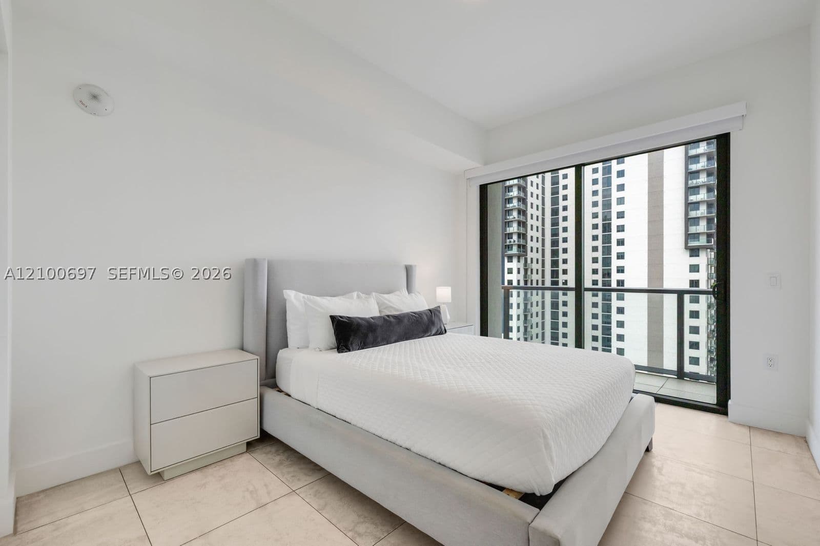 2+1 Condo — 239 9th St #1801, Miami, FL 33130
