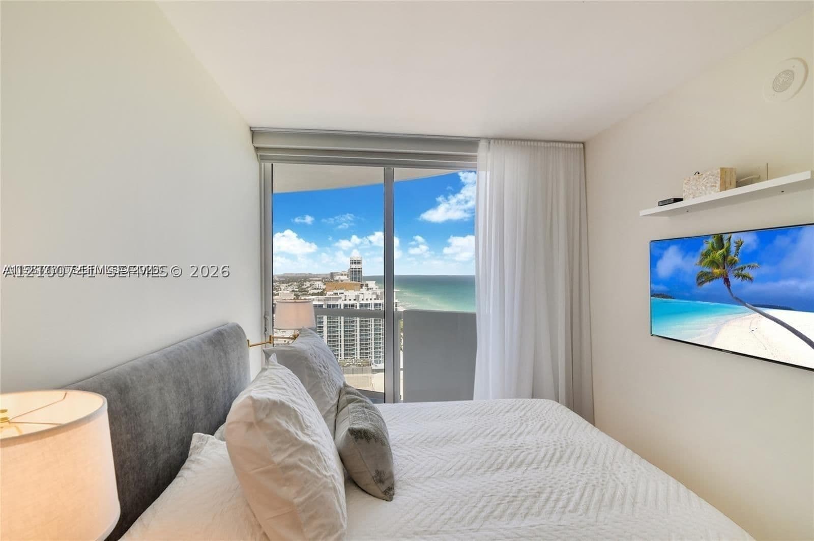 1+1 Condo — 6365 Collins Ave #2810, Miami Beach, FL 33141