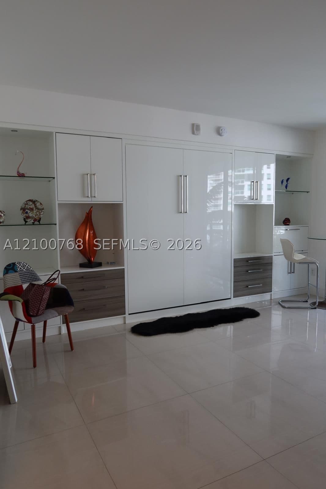 Condo — 1300 Brickell Bay Dr #1600, Miami, FL 33131