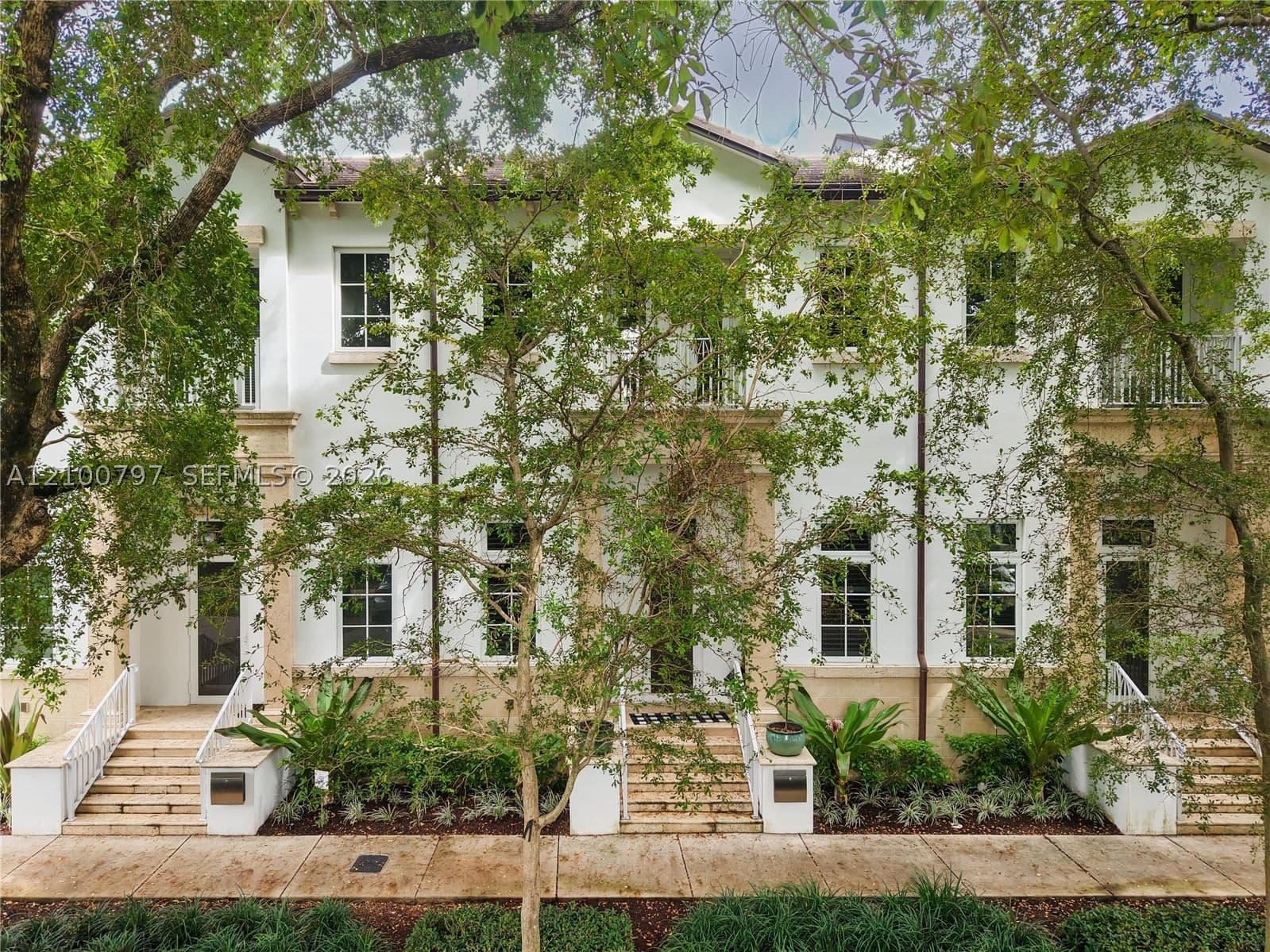 3+1 Townhouse — 645 Santander Ave #2, Coral Gables, FL 33134
