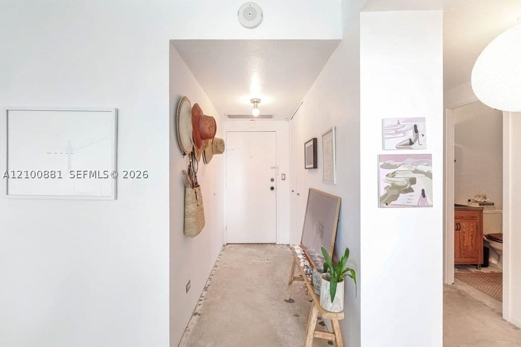 1+1 Condo — 2451 Brickell Ave #6C, Miami, FL 33129