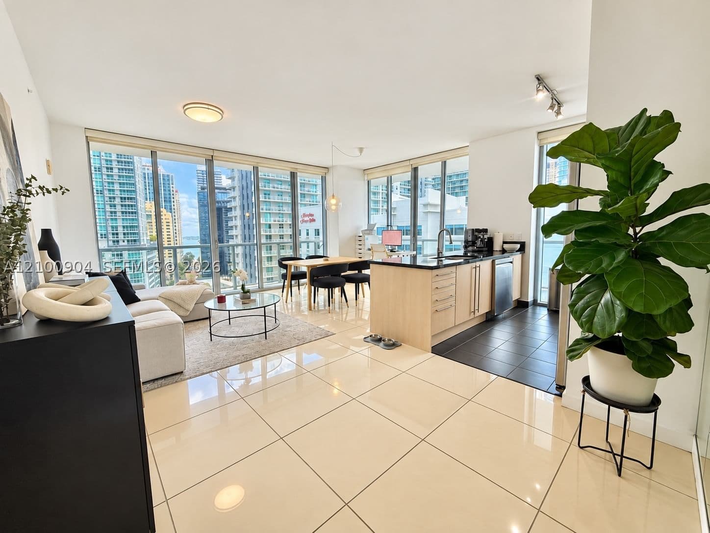 2+1 Condo — 79 12th St #1706-S, Miami, FL 33130