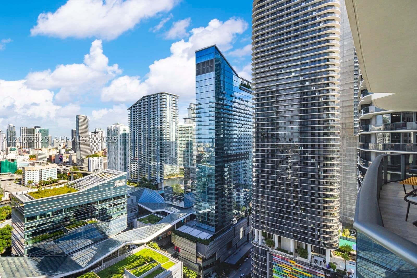 1+1 Condo — 55 9th St #3010, Miami, FL 33130