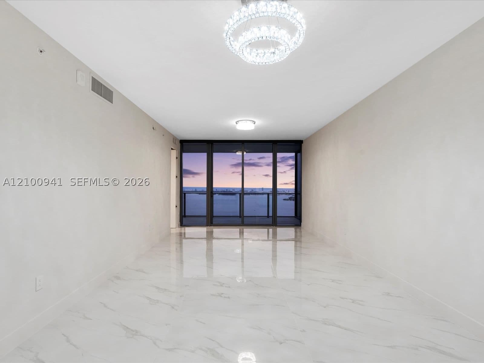 2+1 Condo — 700 24 Street #4906, Miami, FL 33137