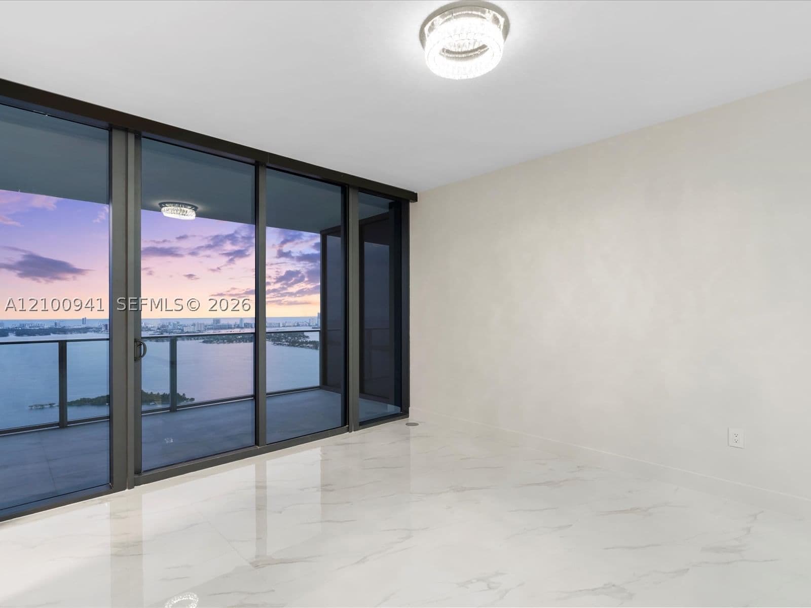 2+1 Condo — 700 24 Street #4906, Miami, FL 33137