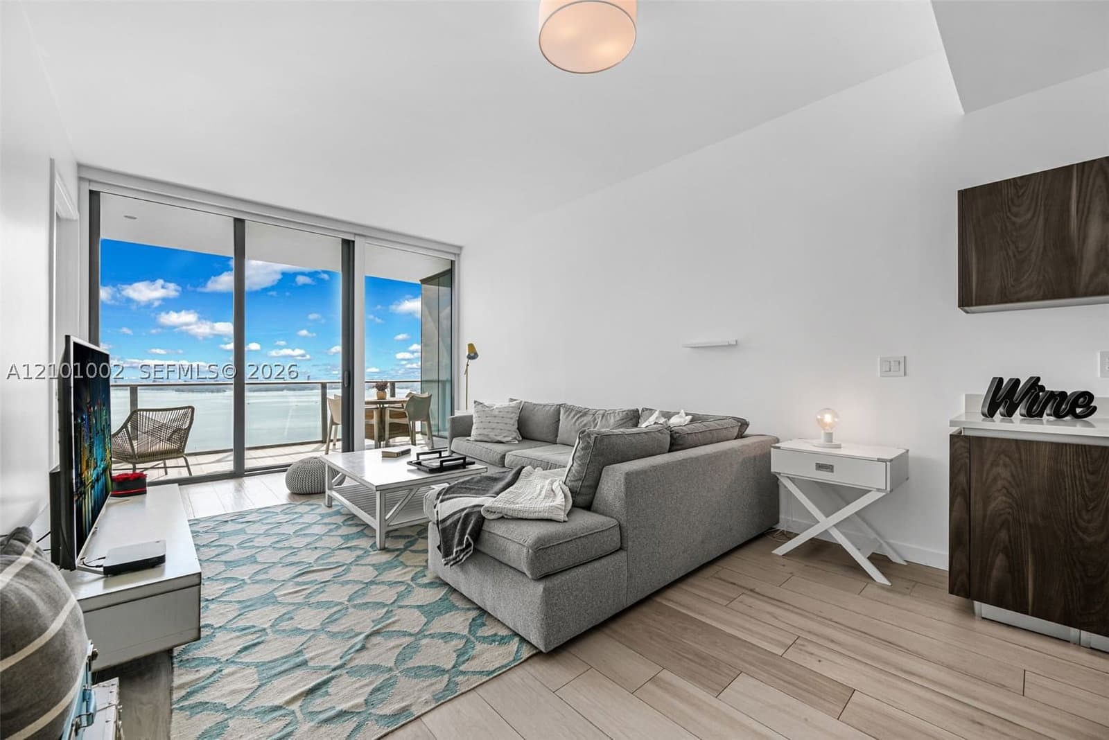 2+1 Condo — 480 31st St #3806, Miami, FL 33137