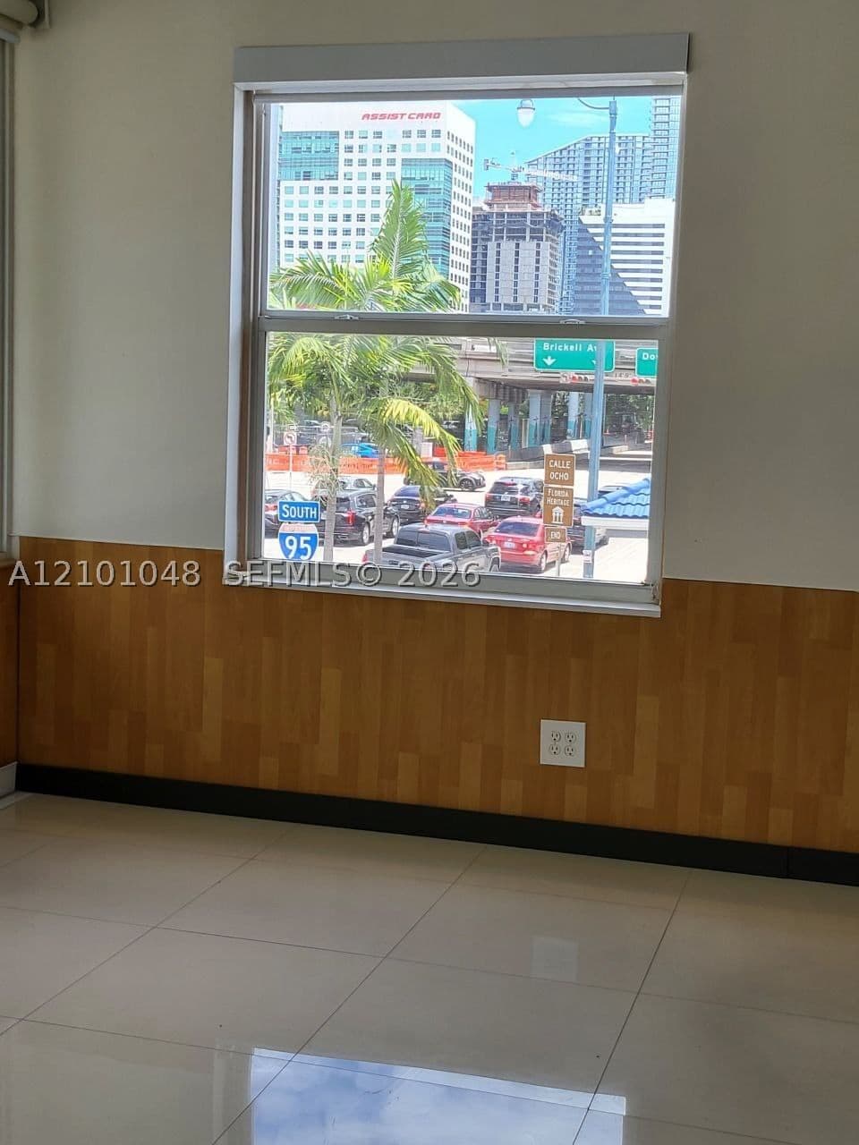 Mülk — 436 8th St, Miami, FL 33130