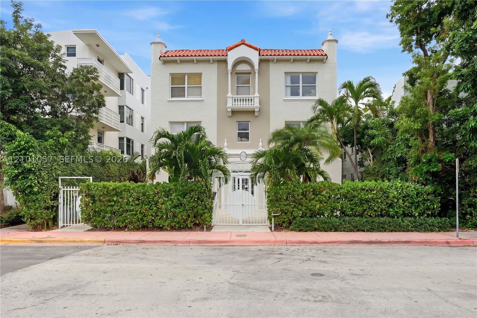 1+1 Condo — 1542 Drexel Ave #301, Miami Beach, FL 33139