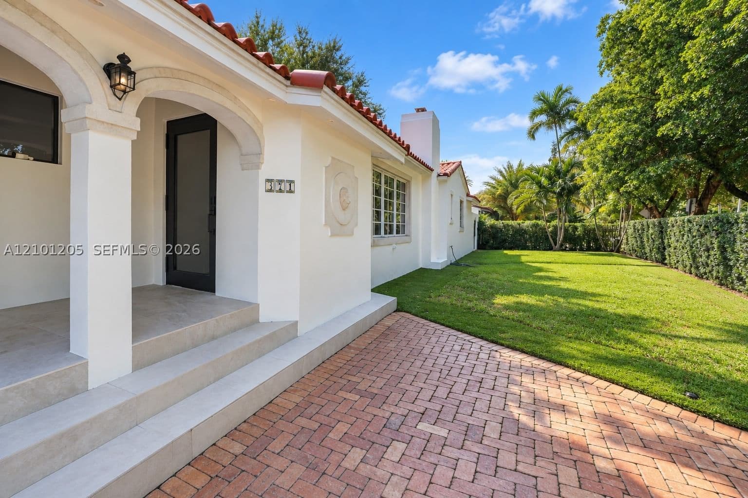 3+1 Müstakil ev — 371 29th Rd, Miami, FL 33129