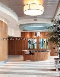 Condo — 175 7th St #2010, Miami, FL 33130