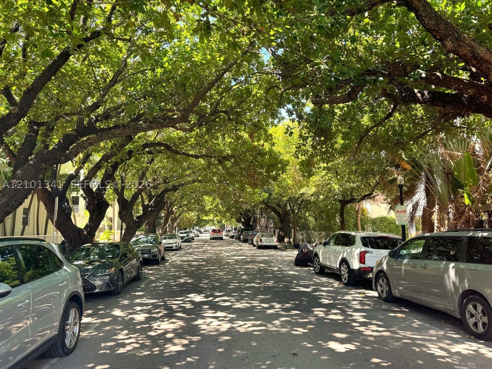 Condo — 349 Meridian Ave #B202, Miami Beach, FL 33139