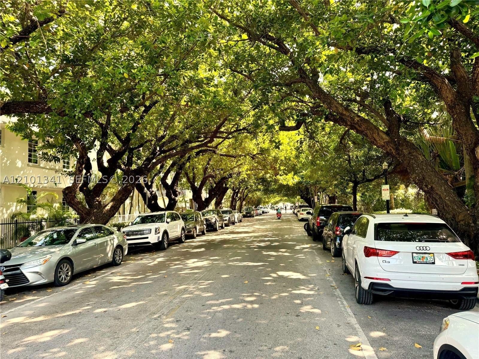 Condo — 349 Meridian Ave #B202, Miami Beach, FL 33139