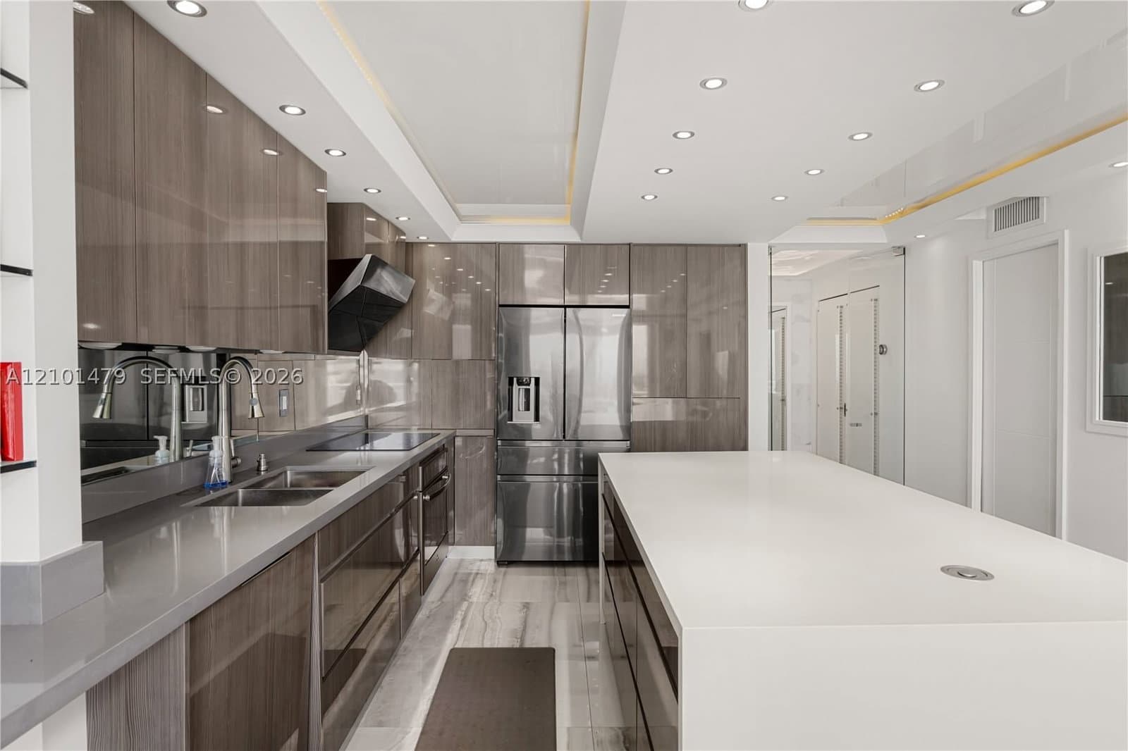 1+1 Condo — 345 Ocean Dr #705, Miami Beach, FL 33139