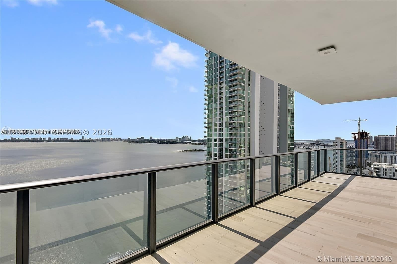 4+1 Condo — 480 31st St #3301, Miami, FL 33137