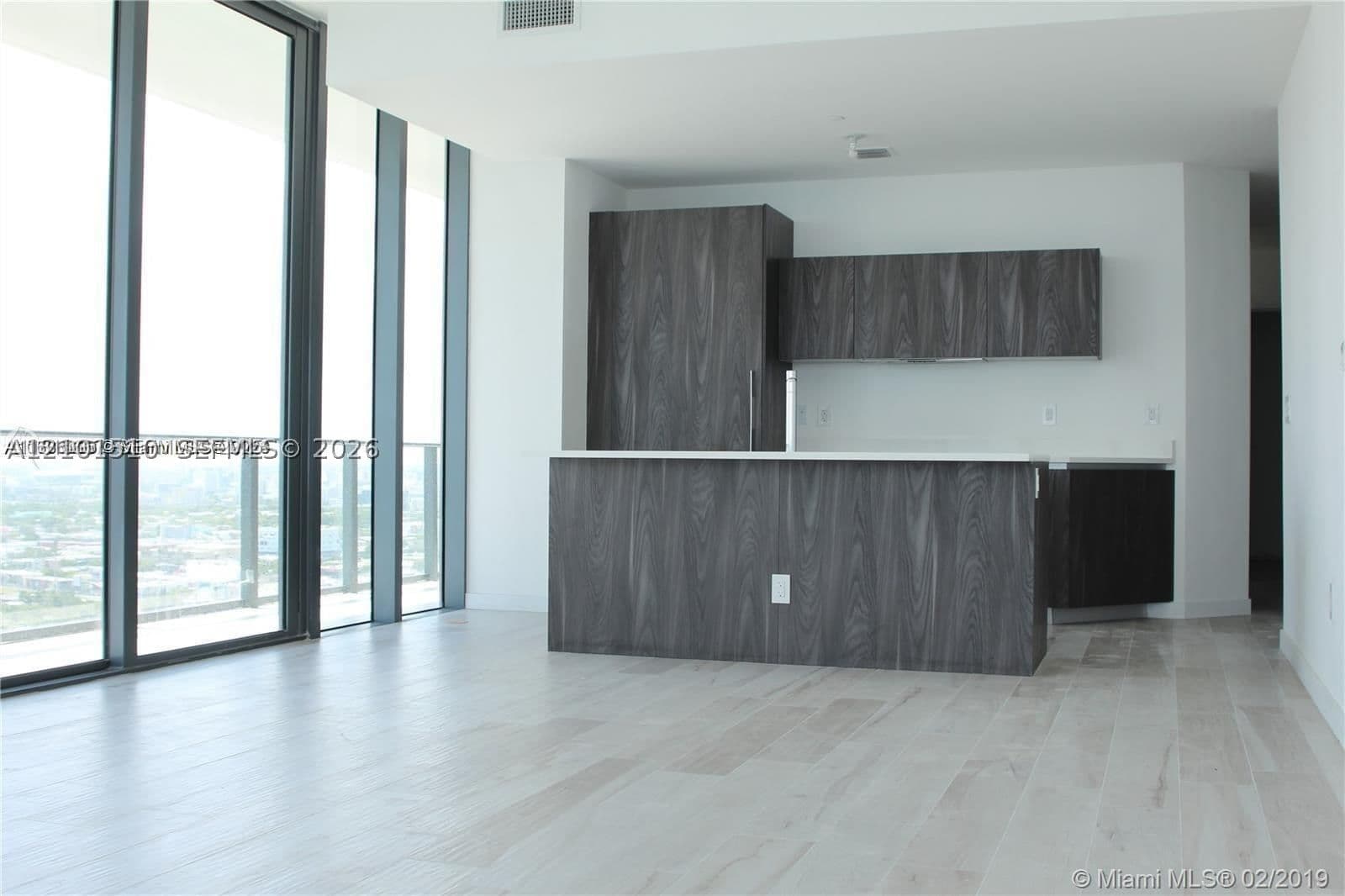 4+1 Condo — 480 31st St #3301, Miami, FL 33137