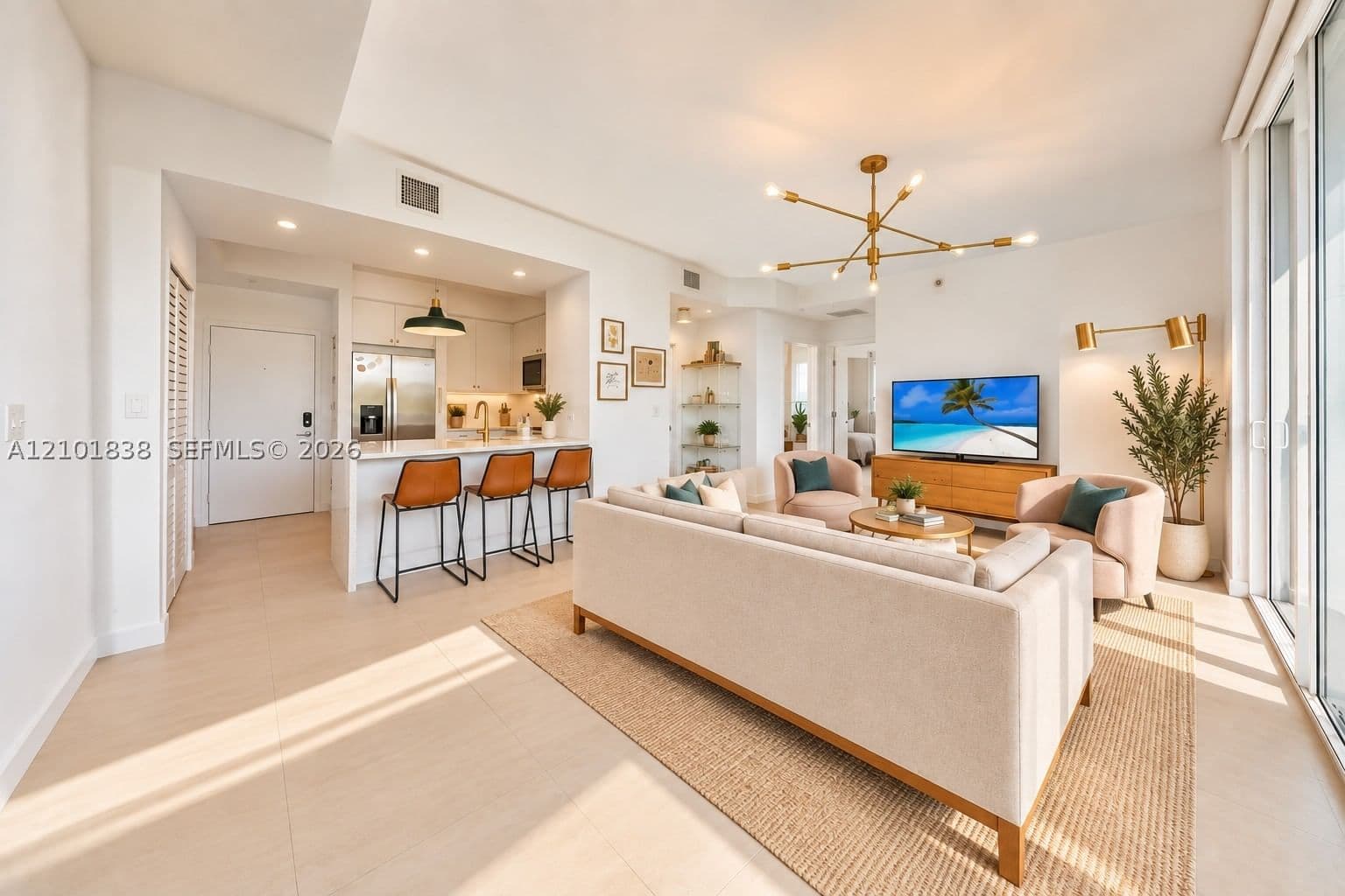 2+1 Condo — 2020 Prairie Ave #404, Miami Beach, FL 33139