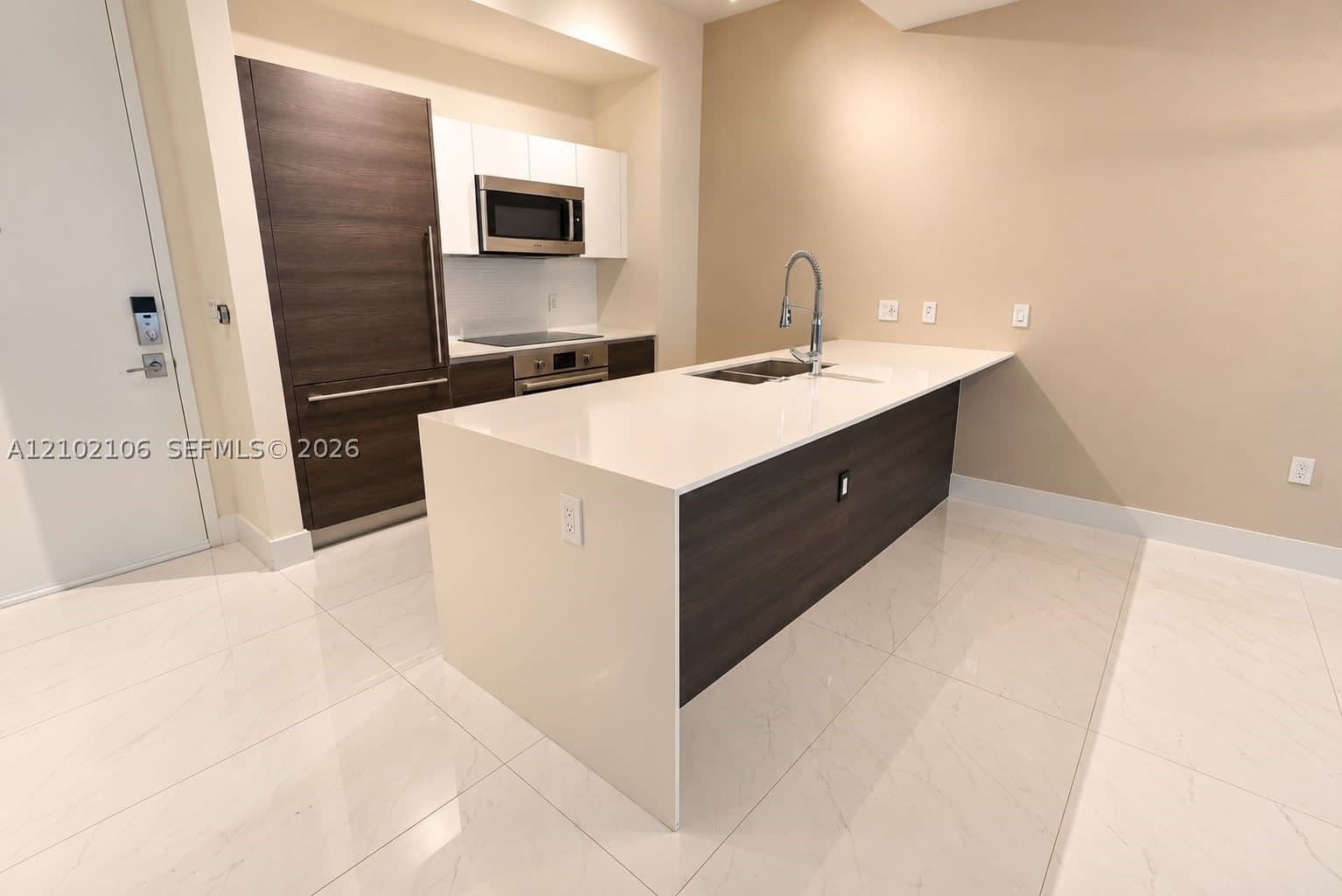 MERRICK MANOR CONDO — ilan fotoğrafı