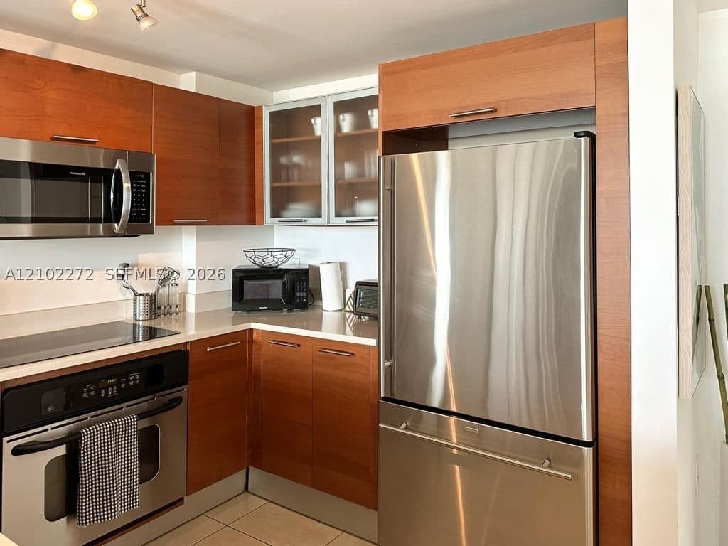 1-bedroom Condo — 3250 1st Ave #810, Miami, FL 33137