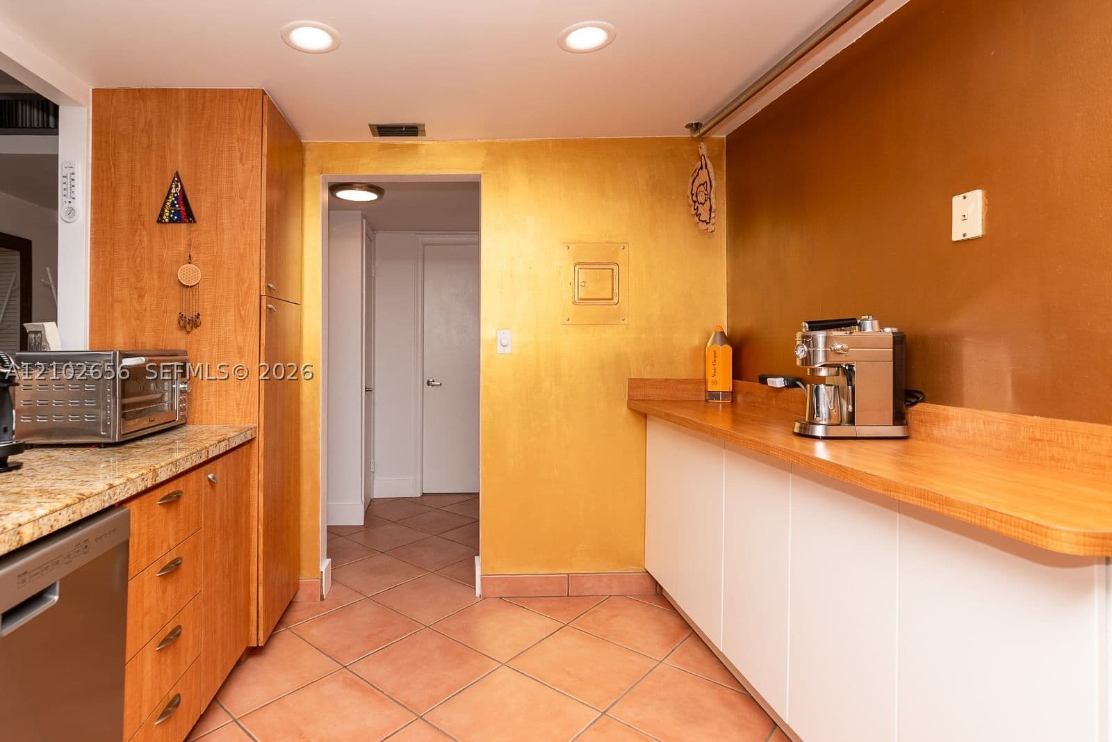 1+1 Condo — 1020 Meridian Ave #314, Miami Beach, FL 33139