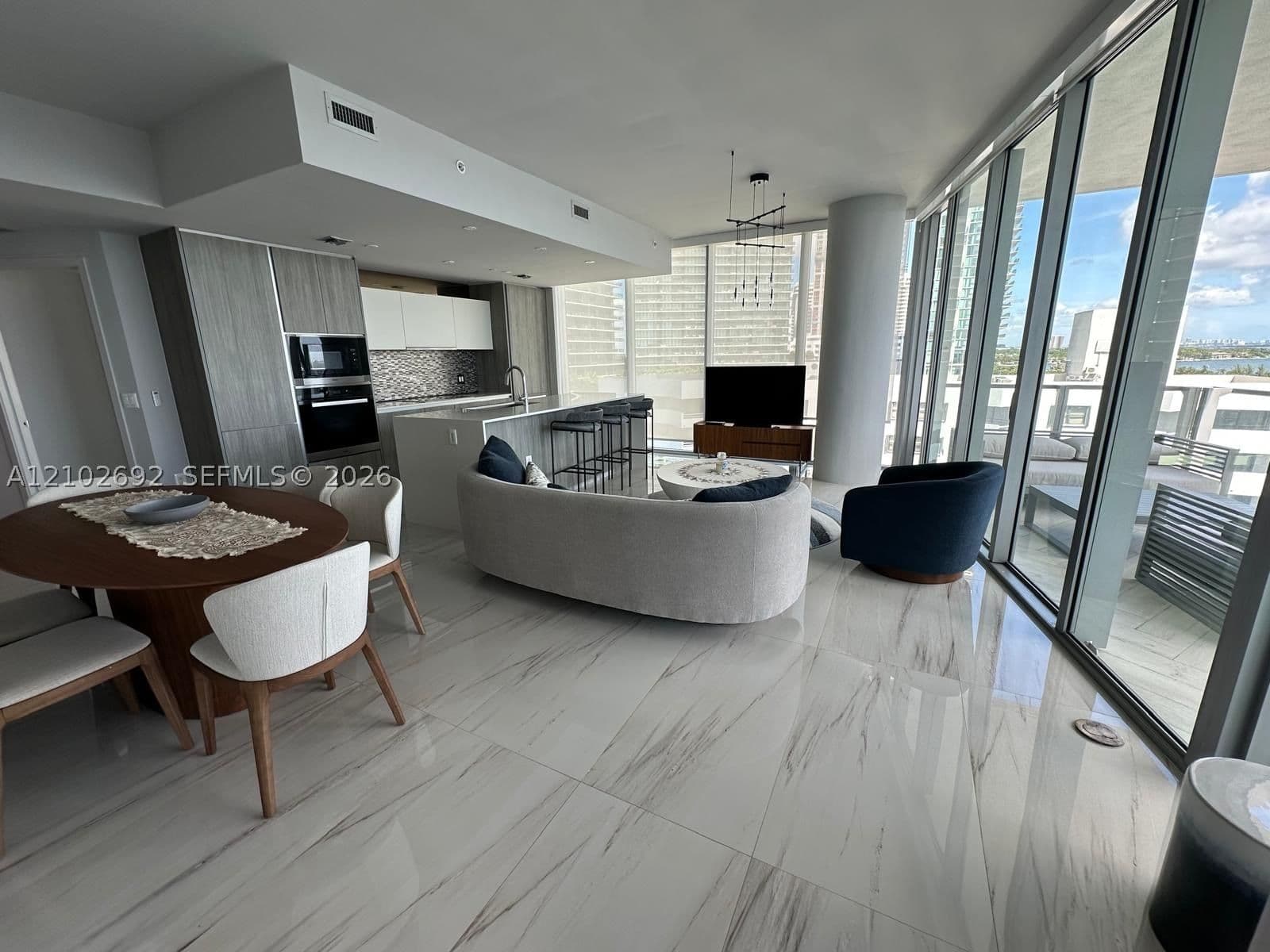 3+1 Condo — 2900 7th Ave #902, Miami, FL 33137