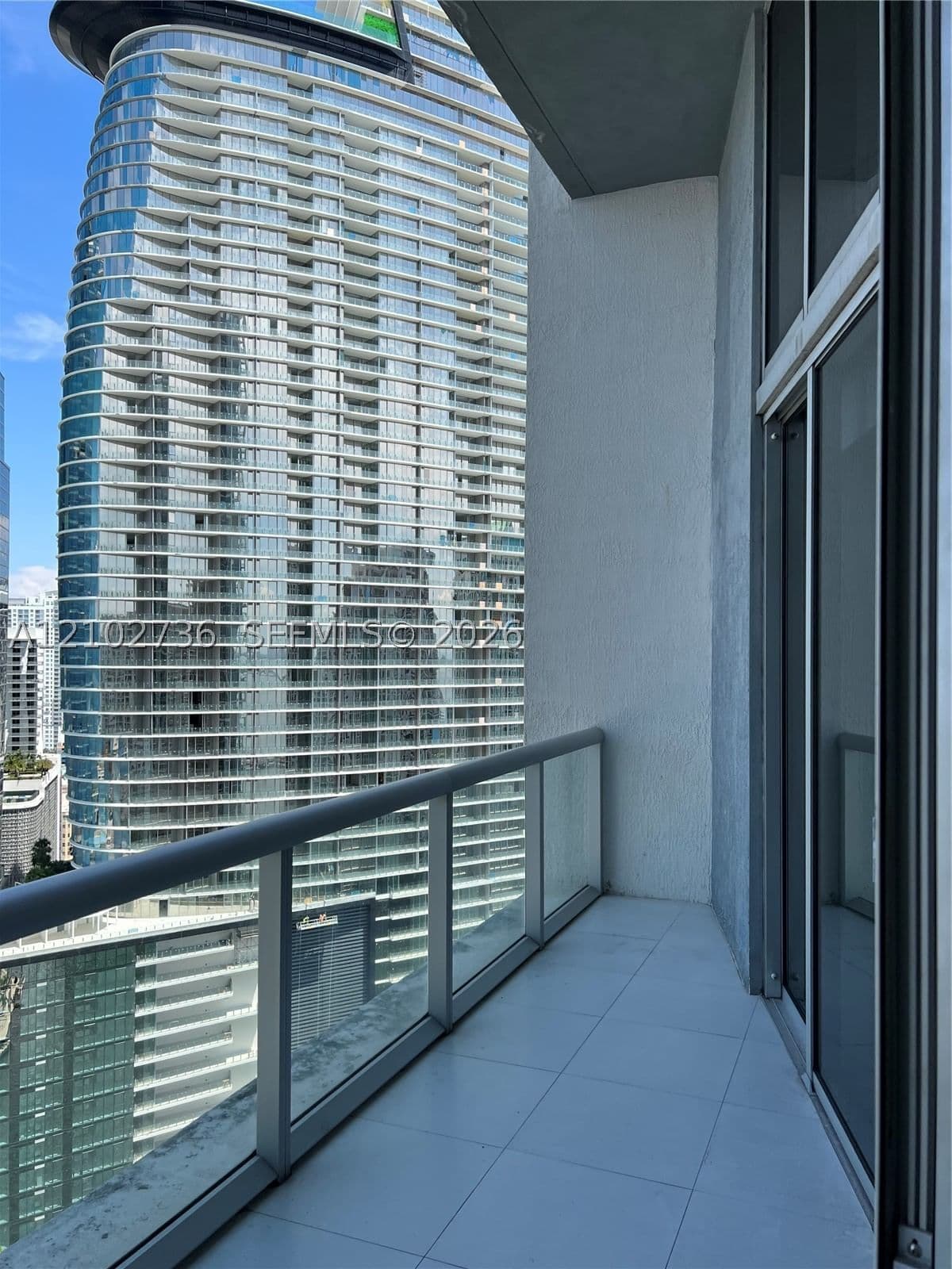 1-bedroom Condo — 465 Brickell Ave #2804, Miami, FL 33131