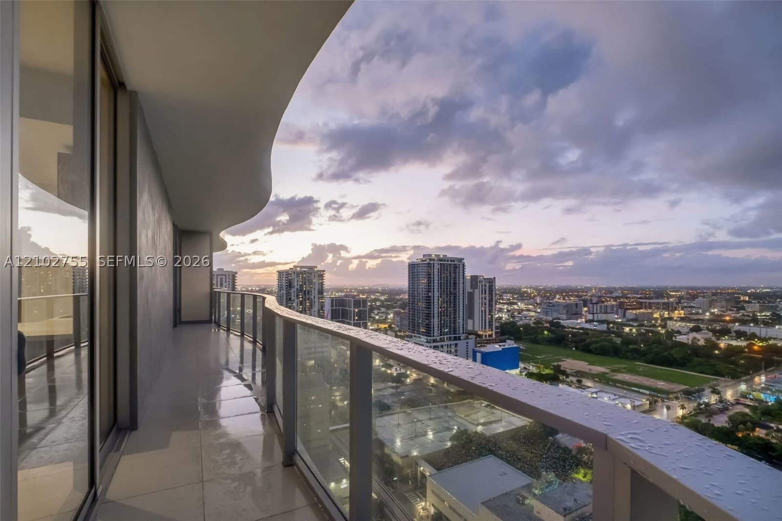 2-bedroom Condo — 1400 Biscayne Blvd #2906, Miami, FL 33132