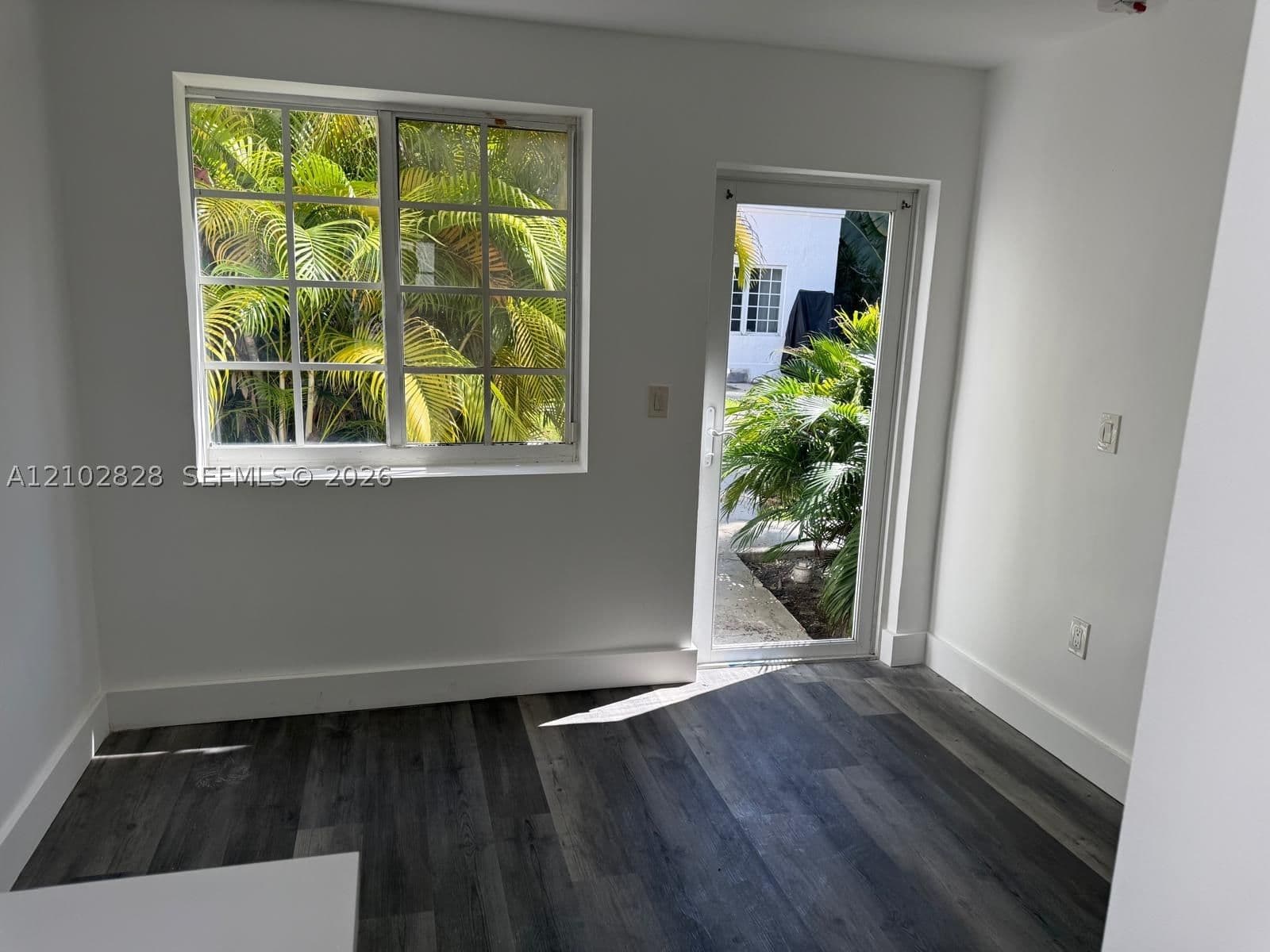 1-bedroom Condo — 912 Euclid Ave #4, Miami Beach, FL 33139