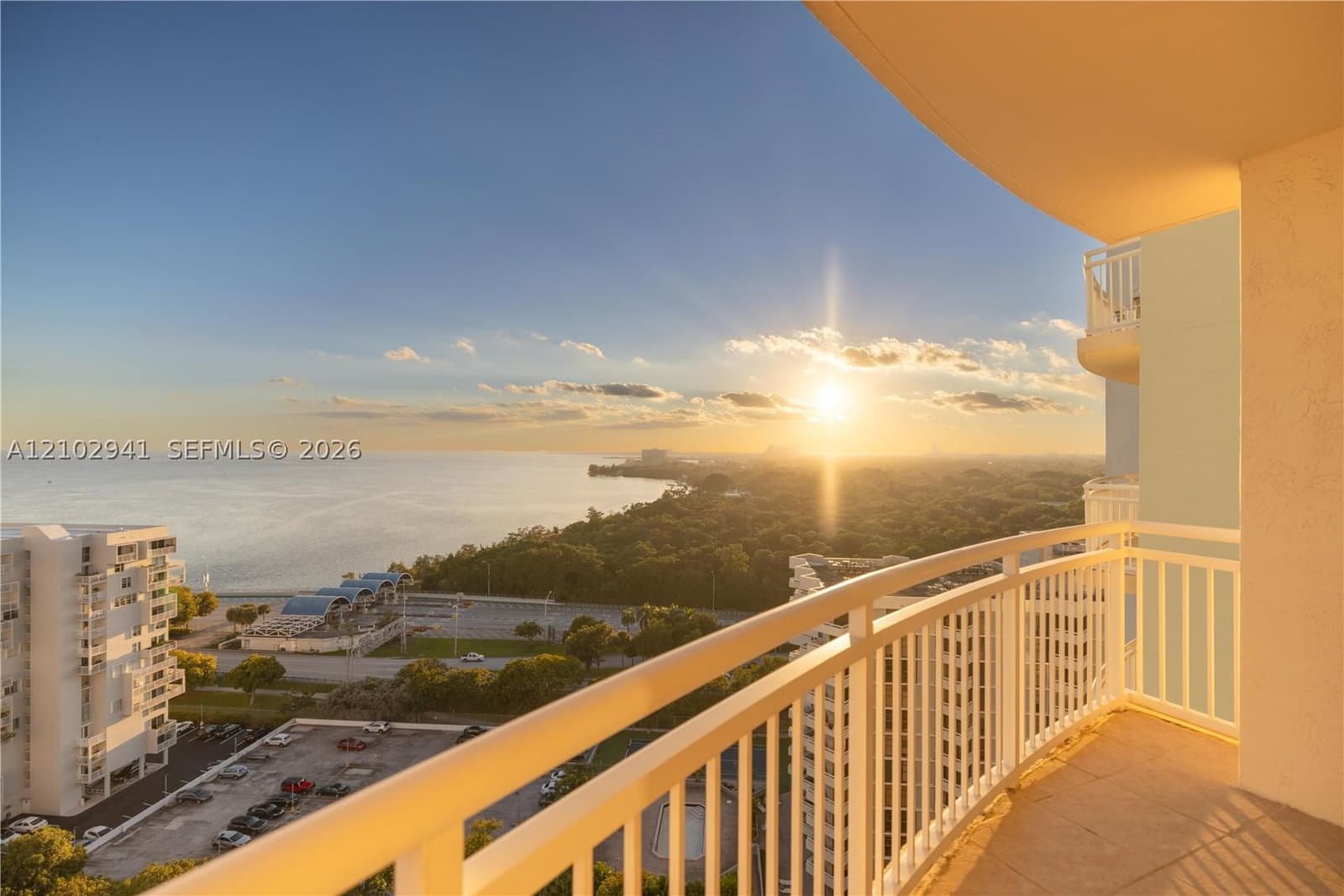2-bedroom Condo — 2475 Brickell Ave #1807, Miami, FL 33129